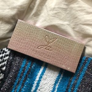 Jackie Aina pallette